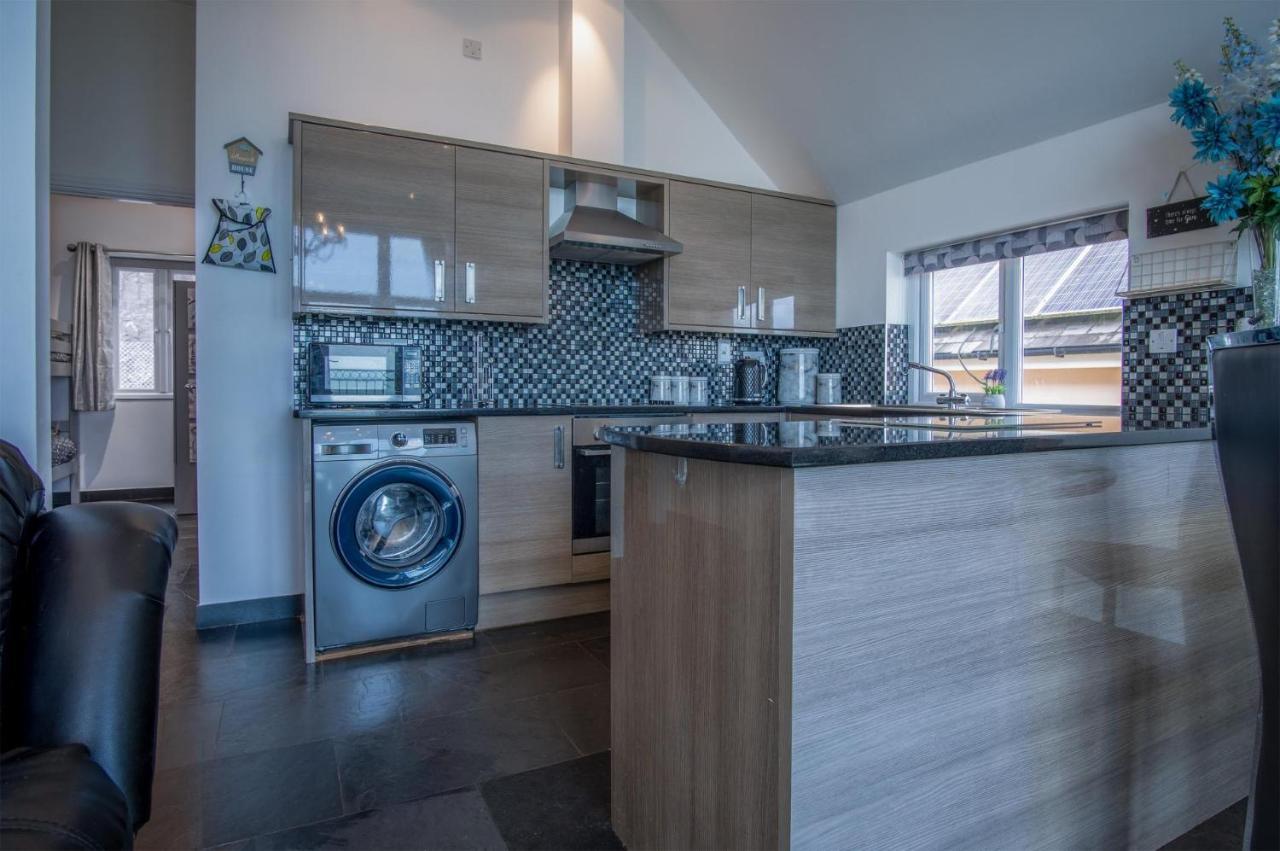 Nautilus - 2 Bedroom Apartment - 펜다인 외부 사진